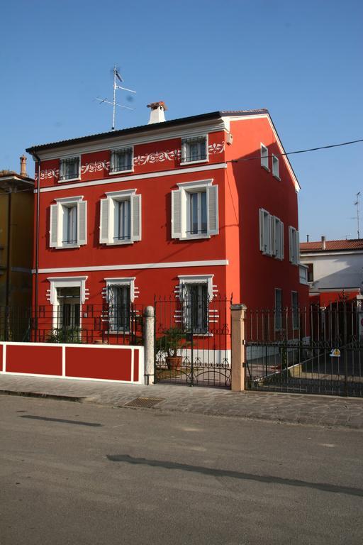 B&B A Casa Dell'Antiquario San Benedetto Po Exterior foto